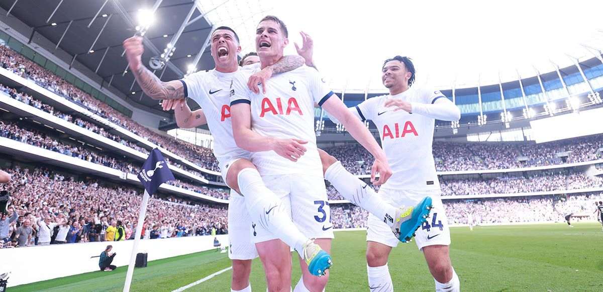 Danh sách các chân sút ra sân từ 2 CLB